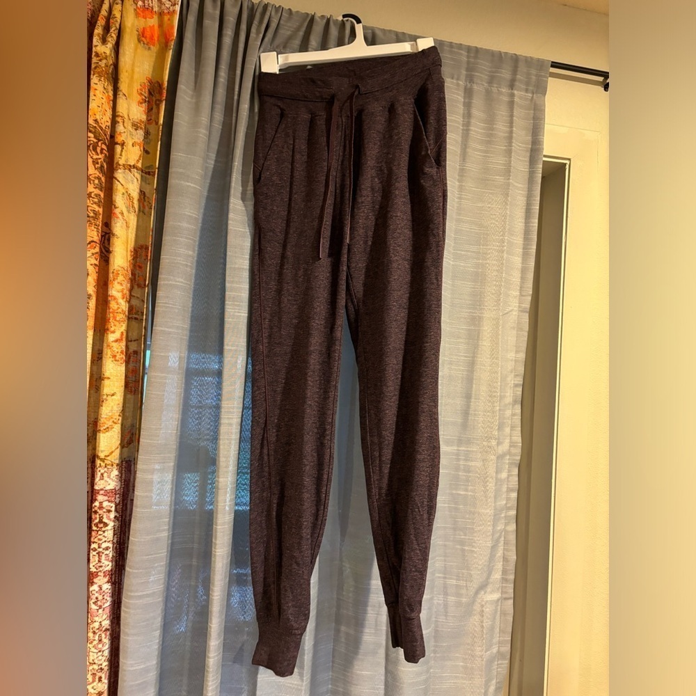 Soft purple lululemon jogger/sweatpants size 2